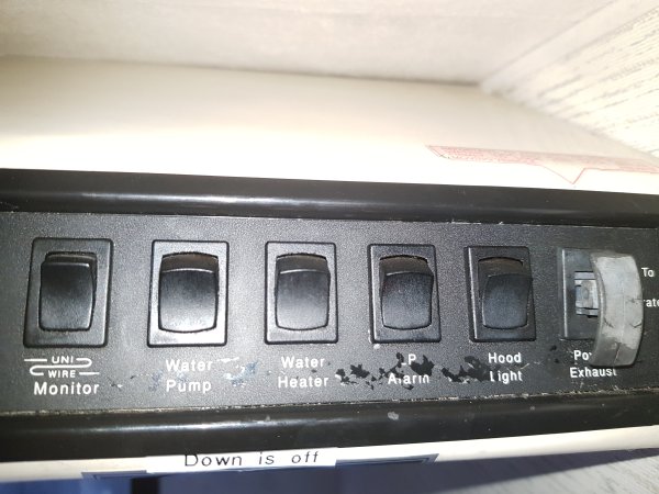 Control panel in rangehood