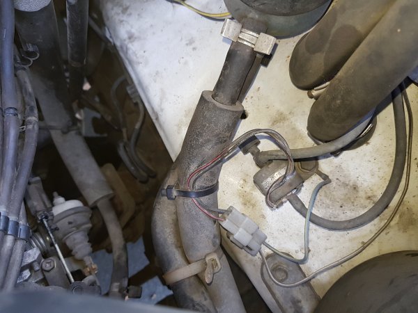 Vacuum solenoid for water valve