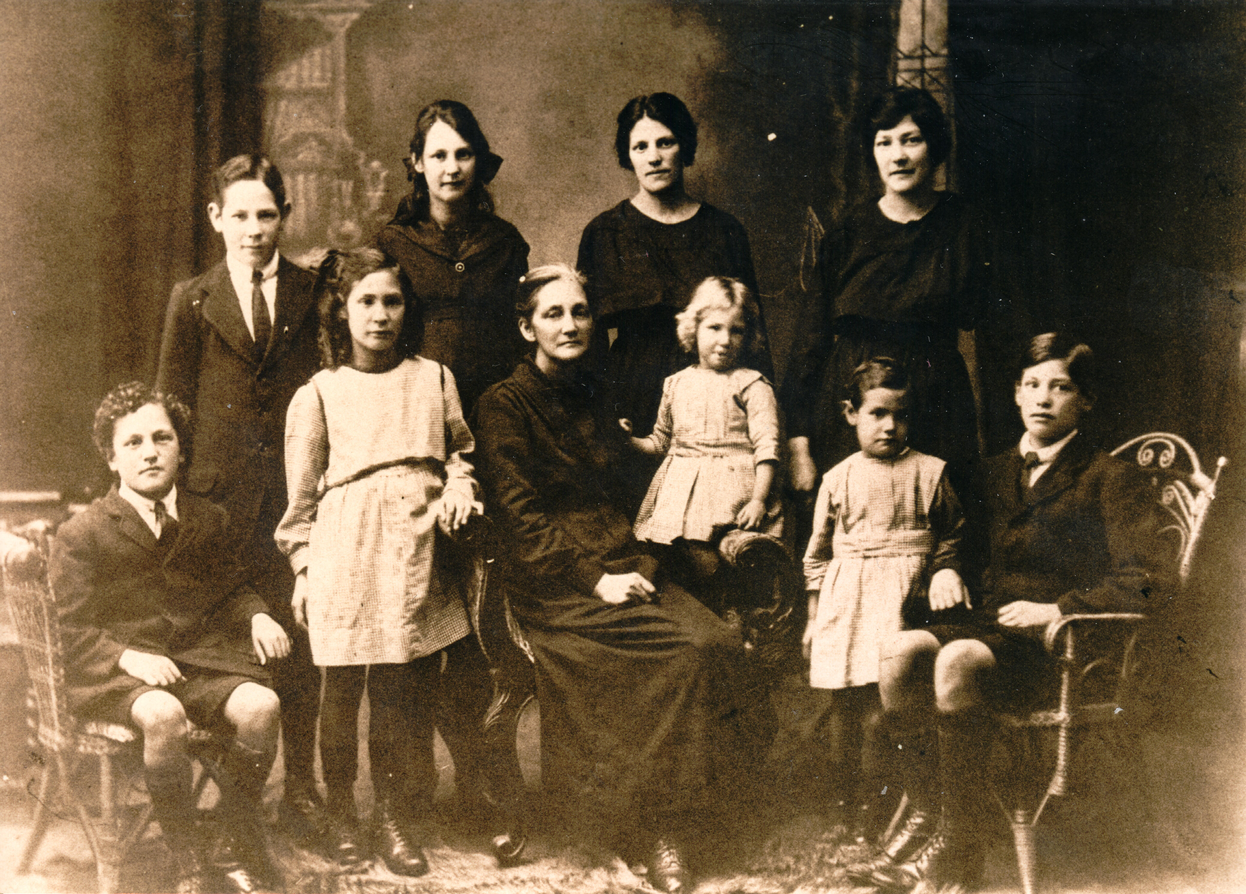 lowe-family